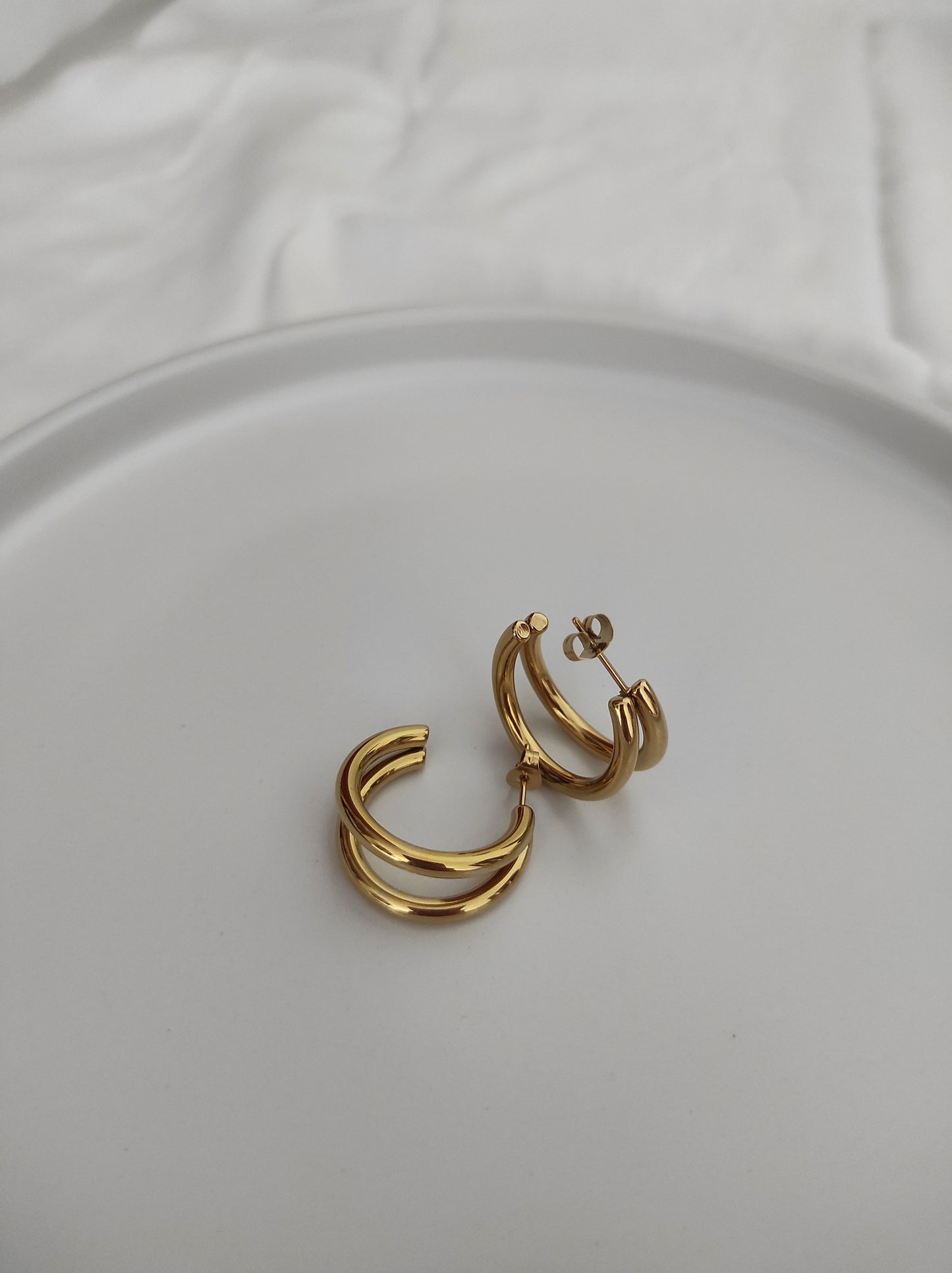 Double hoops earrings