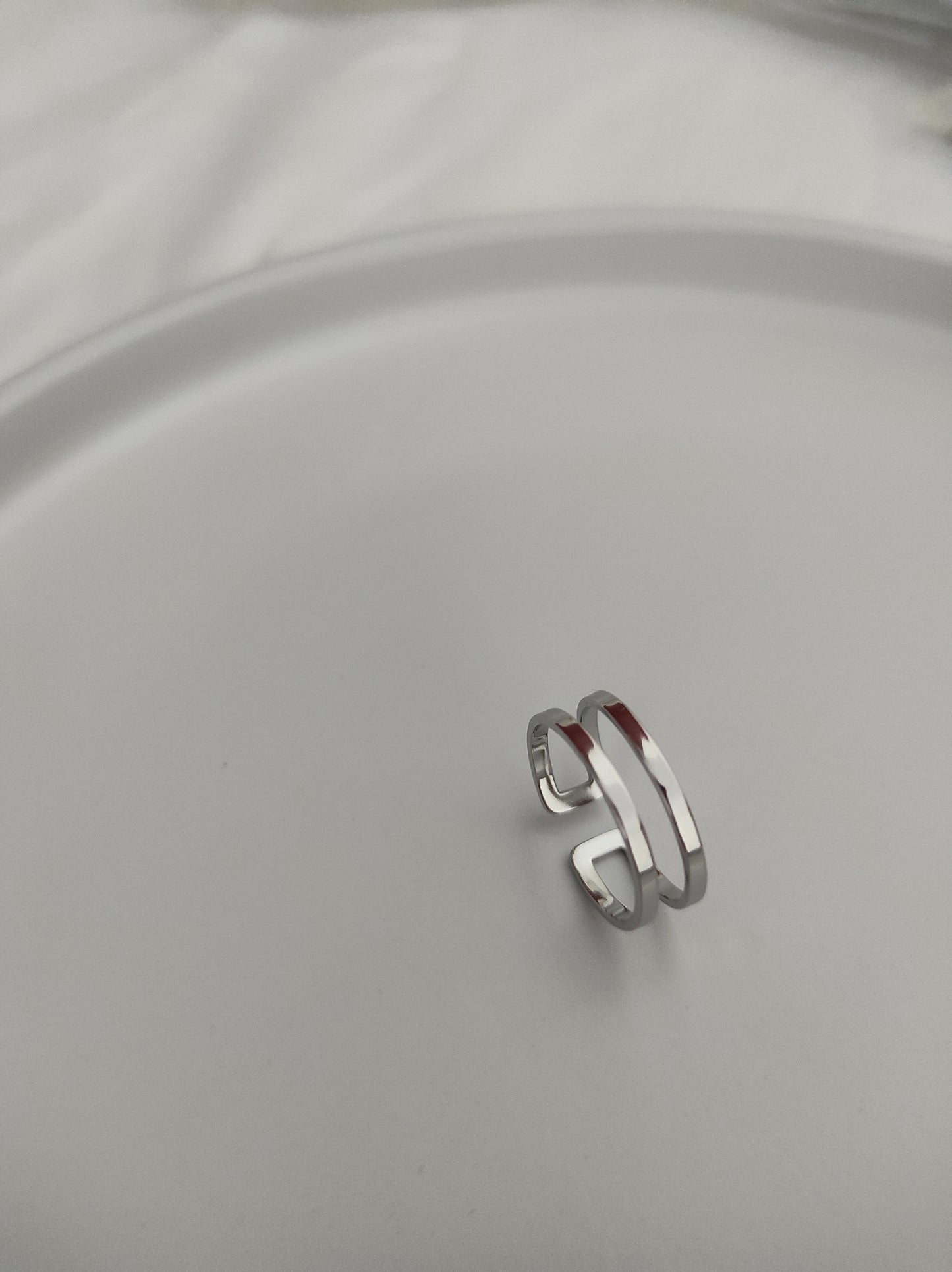 Double-line ring