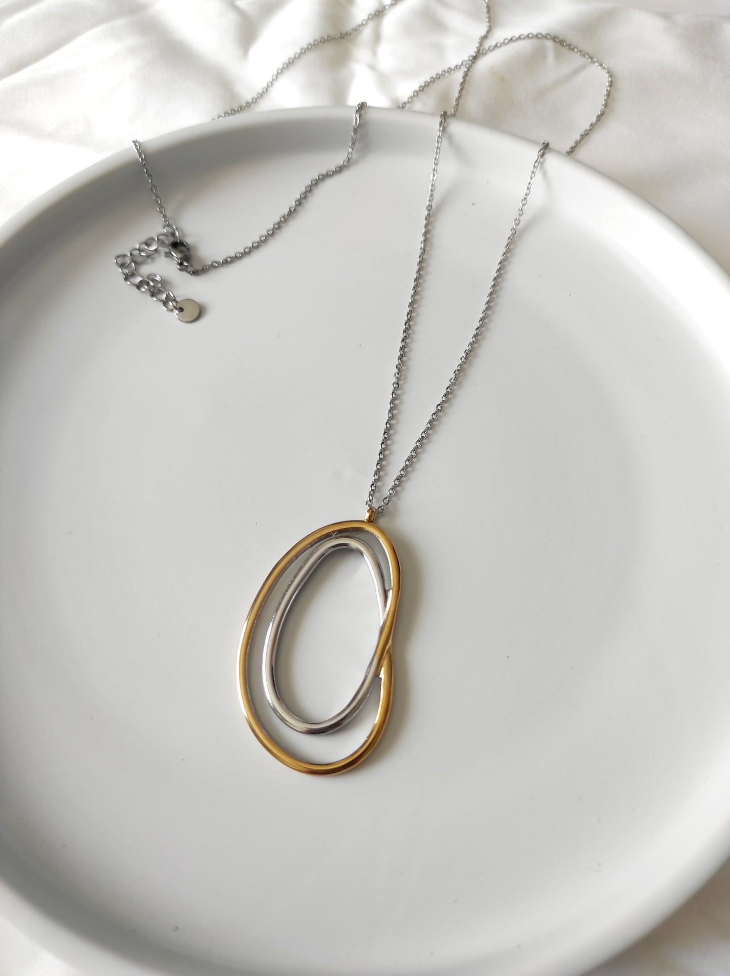 Anita necklace
